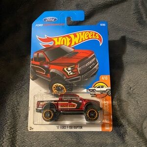 "🥦5/$25🥦"Hot Wheels ‘17 Ford F-150 Raptor